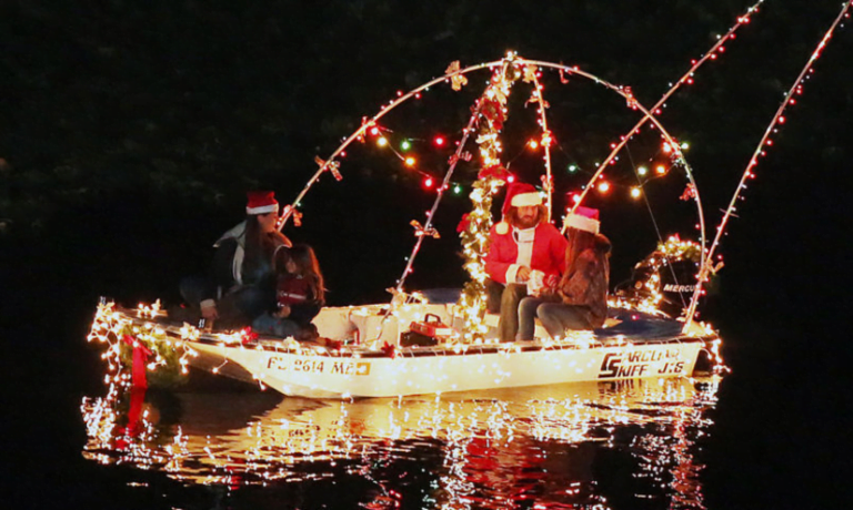 Holiday boat parades near Orlando