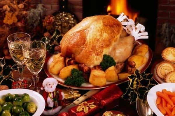 Restaurants open Christmas Day Orlando: image of a Christmas turkey dinner